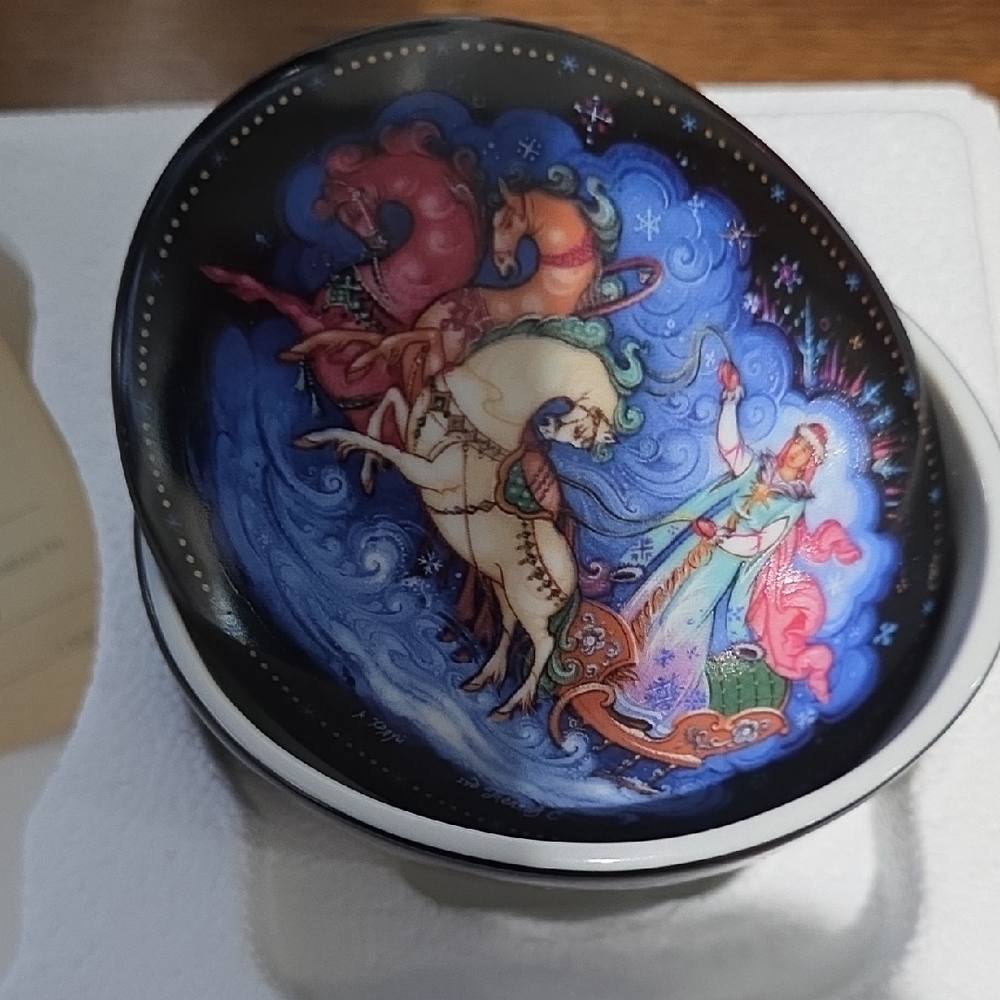 Decorative Plate with Mythical Scene - Black and Blue